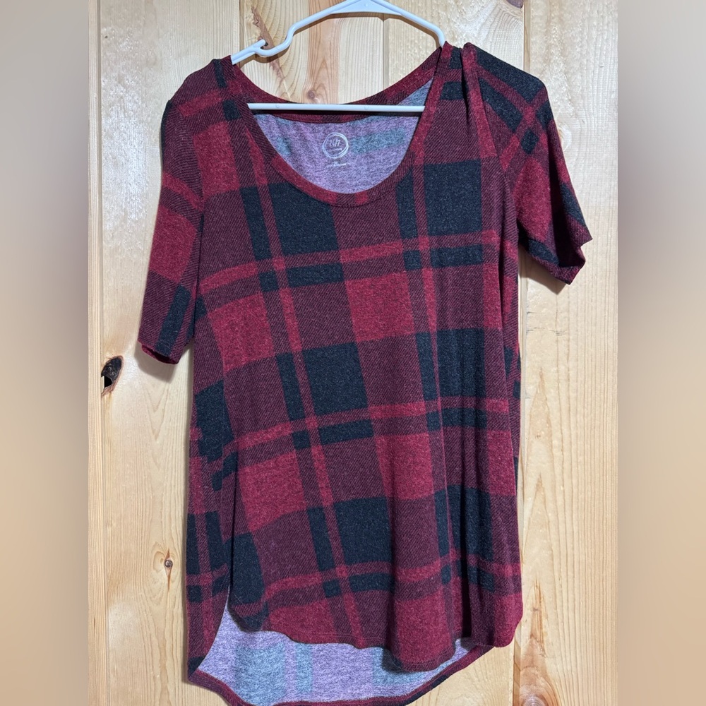 Maurice’s 24/7 Medium Plaid Top